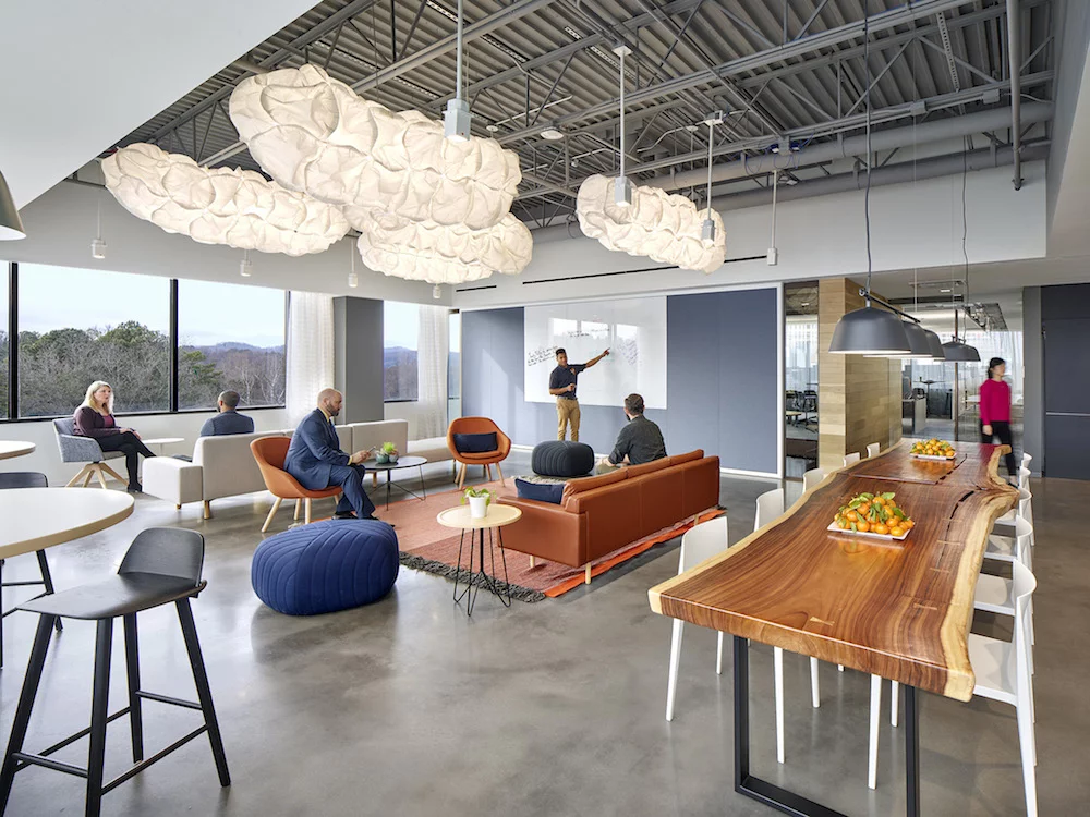 2021 Modern Office Furniture Trends 2 Flexible work areas for collaboration 2021 Modern Office Furniture Trends