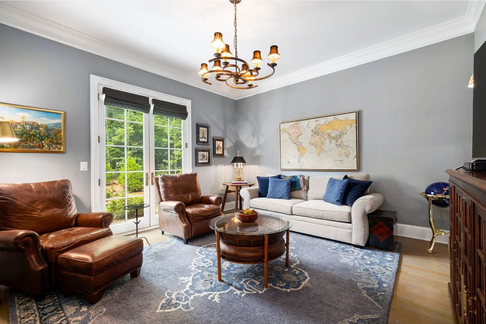 4 Best Ways to Decorate your Living Room with a Comfy Brown Sofa 5 decorate your living room with a comfy brown sofa