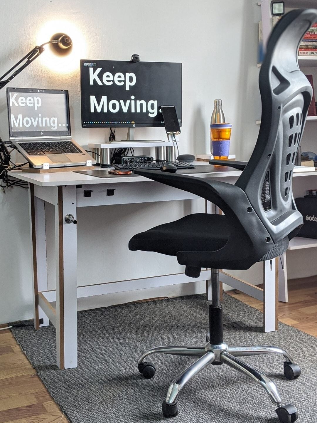 DESIGN A HOME OFFICE 