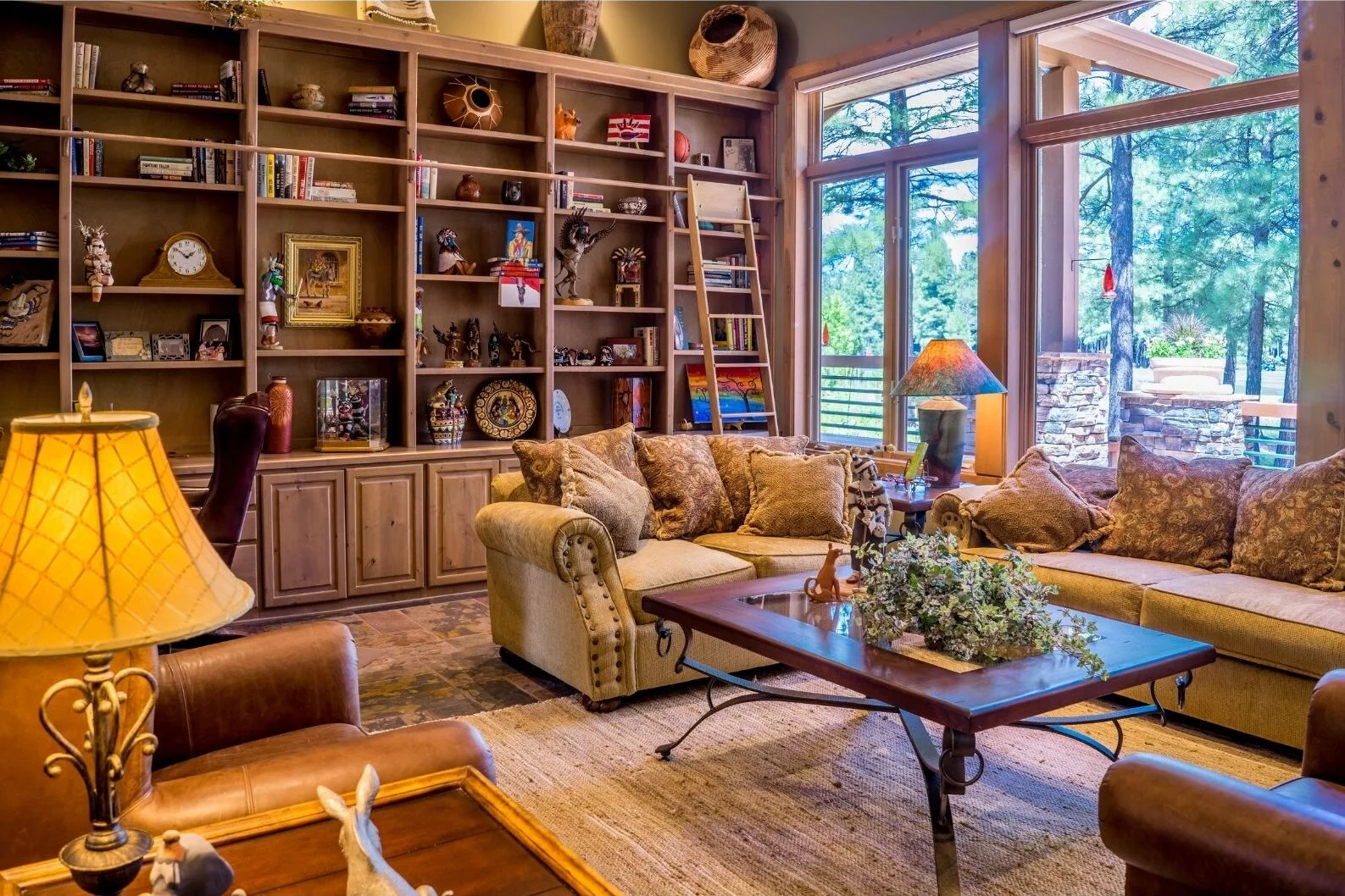 4 Best Ways to Decorate your Living Room with a Comfy Brown Sofa 2 decorate your living room with a comfy brown sofa